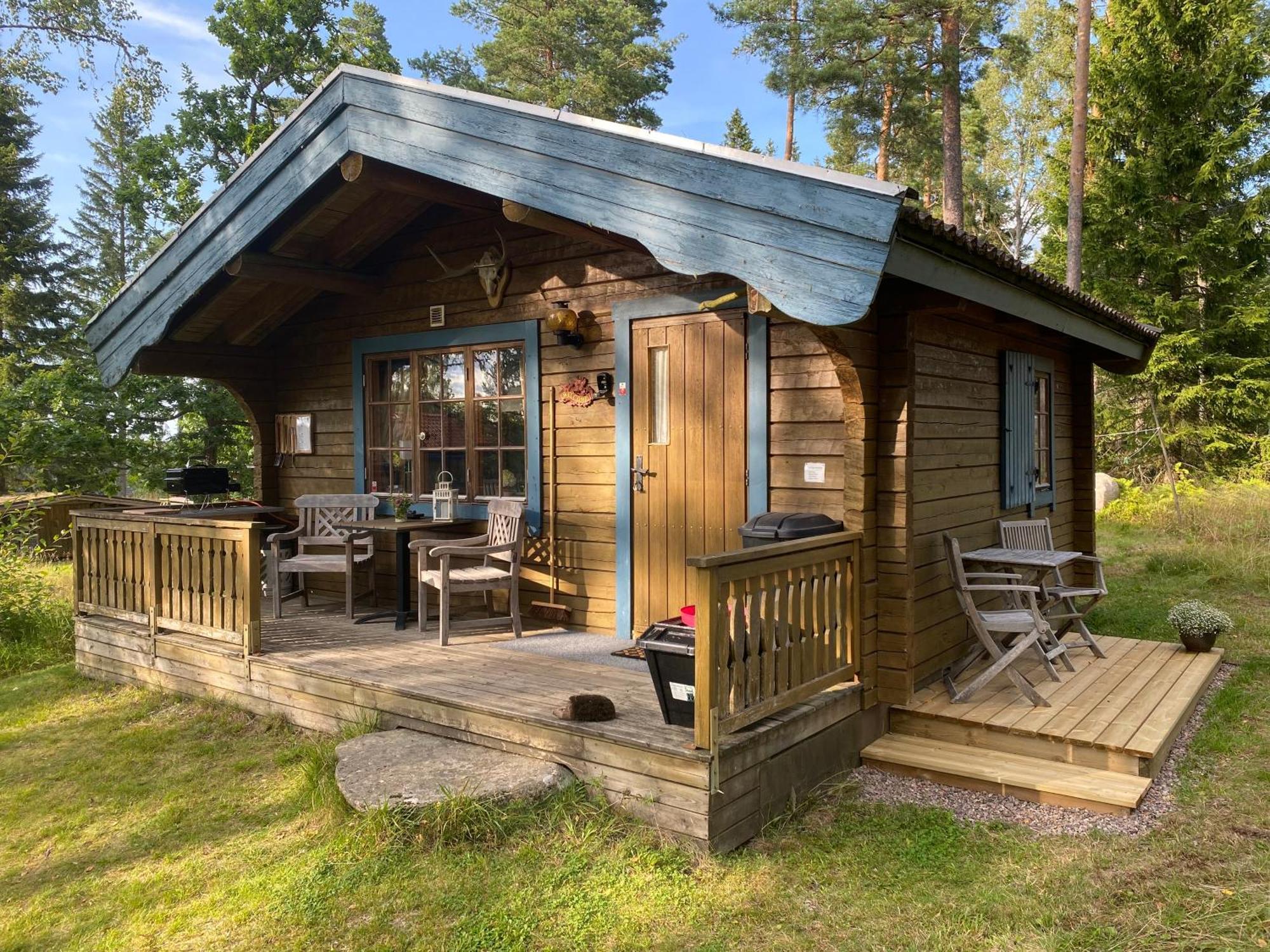 Timrad Stuga I Kanten Av Skogen Med Spa Moejlighet Mullsjö Esterno foto